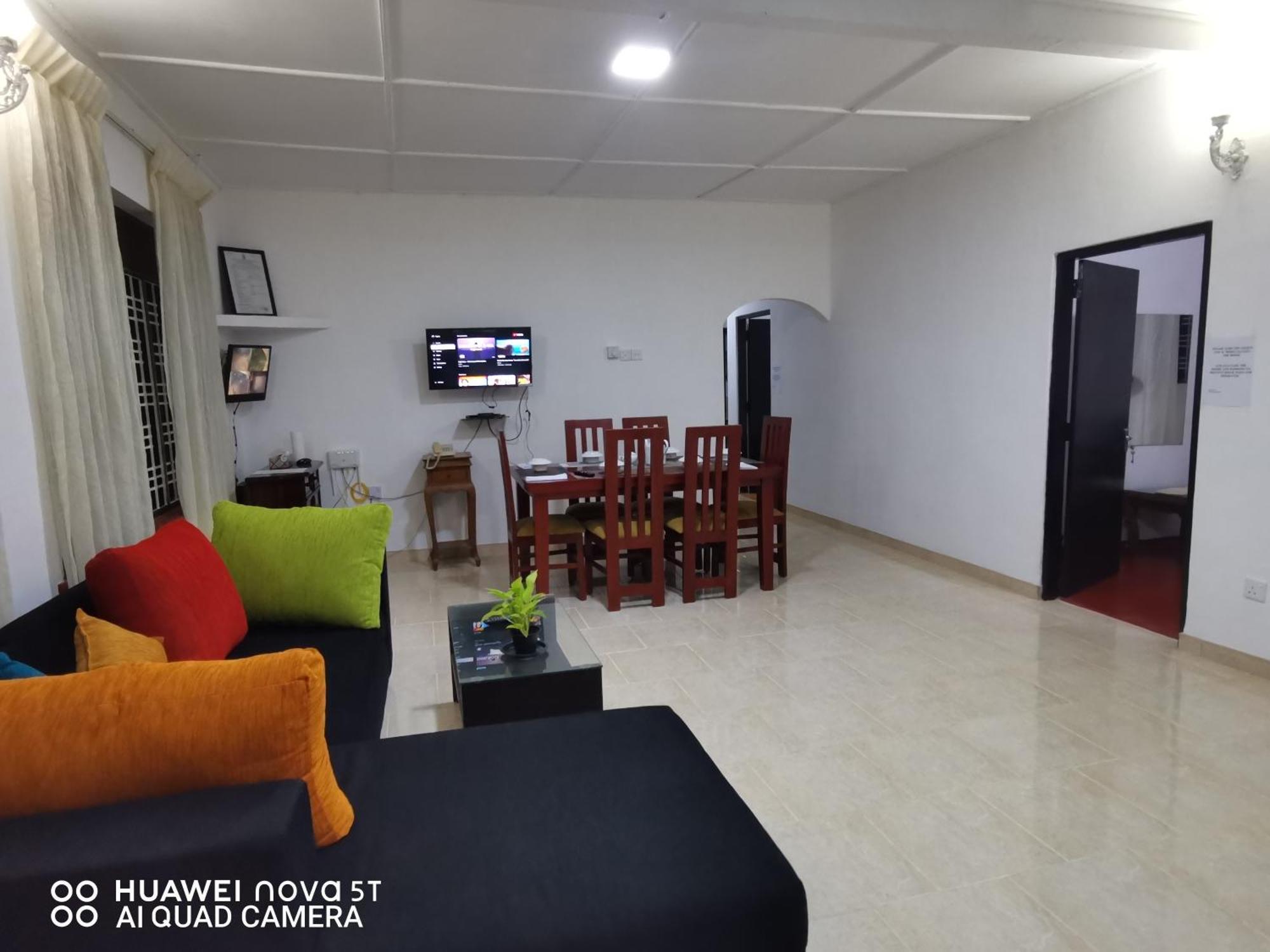 Bee Cottage Negombo Exterior photo